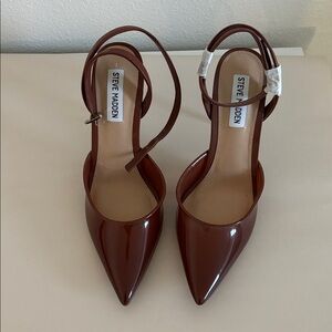 Steve Madden Brown Alessi Heels
